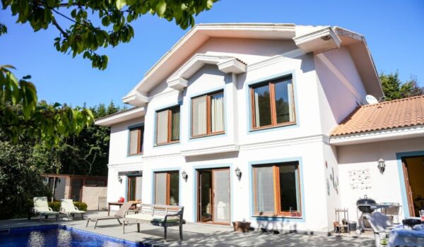Riva Villa